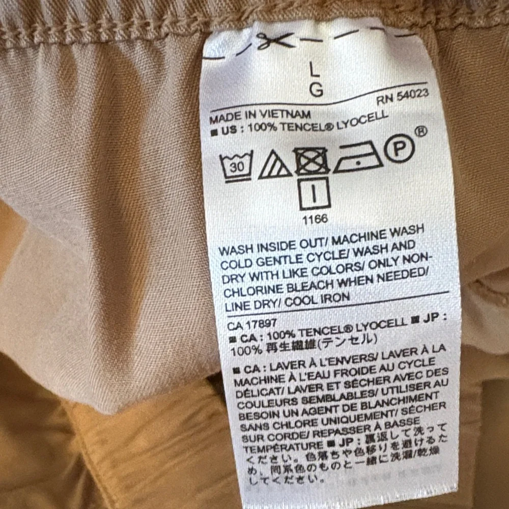 Banana Republic Beige Cargo Jogger Pants - Picture 11 of 11